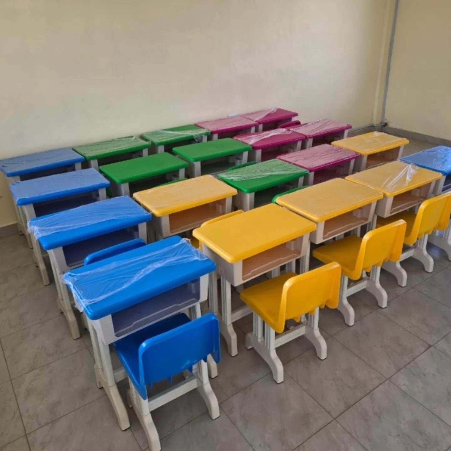 School kids furniture